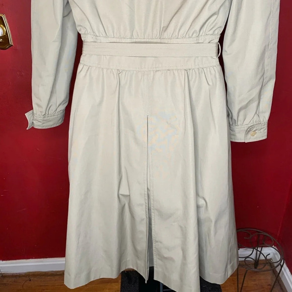 J. Gallery Vintage Women’s Belted Trench Coat - Picture 3 of 8